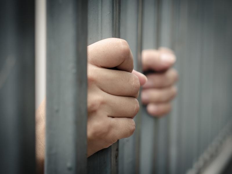 O que é Revogação de Prisão e Como um Advogado pode Ajudar?